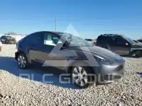 2023 Tesla Model Y фото