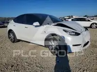 2023 Tesla Model Y photo