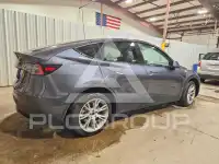 2023 Tesla Model Y фото