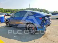 2023 Tesla Model Y фото