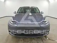 2023 Tesla Model Y фото