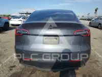 2023 Tesla Model Y фото