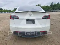 2023 Tesla Model Y фото