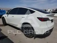 2023 Tesla Model Y фото