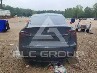 2023 Tesla Model Y фото