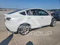 2023 Tesla Model Y photo