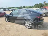 2023 Tesla Model Y фото
