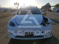 2023 Tesla Model Y фото
