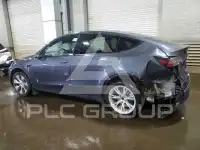 2023 Tesla Model Y фото
