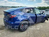 2023 Tesla Model Y фото