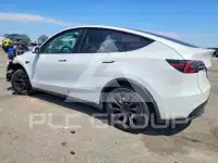 2023 Tesla Model Y фото