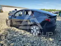 2023 Tesla Model Y фото