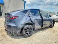 2023 Tesla Model Y photo