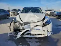 2023 Tesla Model Y фото