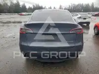 2023 Tesla Model Y фото
