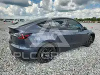 2023 Tesla Model Y фото