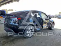 2023 Tesla Model Y фото