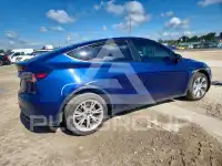 2023 Tesla Model Y photo