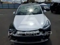 2023 Tesla Model Y фото