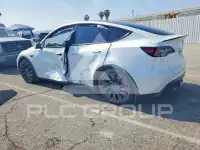 2023 Tesla Model Y photo