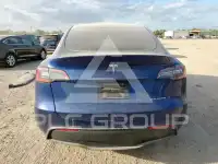 2023 Tesla Model Y photo