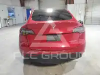 2023 Tesla Model Y фото