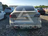 2023 Tesla Model Y photo