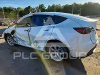 2023 Tesla Model Y фото