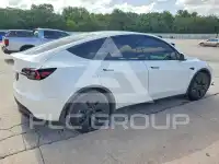 2023 Tesla Model Y photo