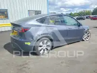 2023 Tesla Model Y фото