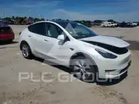 2023 Tesla Model Y фото