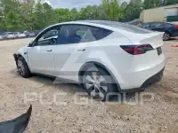 2023 Tesla Model Y фото