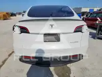 2023 Tesla Model Y фото