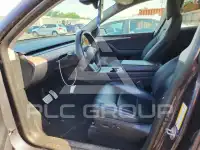 2023 Tesla Model Y фото