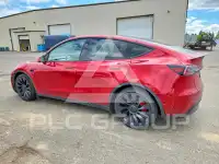 2023 Tesla Model Y фото
