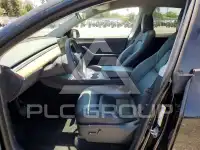 2023 Tesla Model Y фото