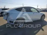 2023 Tesla Model Y фото