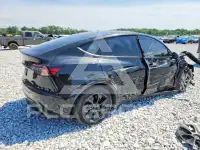 2023 Tesla Model Y photo