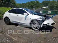 2023 Tesla Model Y фото