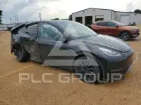 2023 Tesla Model Y фото