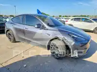 2023 Tesla Model Y фото
