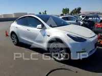 2023 Tesla Model Y фото