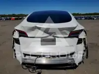 2023 Tesla Model Y фото