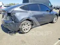 2023 Tesla Model Y фото