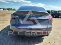 2023 Tesla Model Y фото