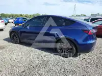 2023 Tesla Model Y фото