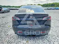 2023 Tesla Model Y фото