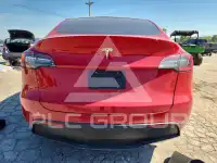 2023 Tesla Model Y фото