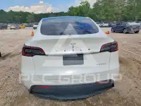 2023 Tesla Model Y фото