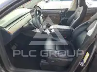 2023 Tesla Model Y фото